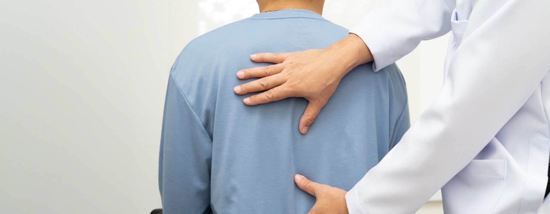 Mar_Treating-Spine-Nerve-Blog-Image_1920x750